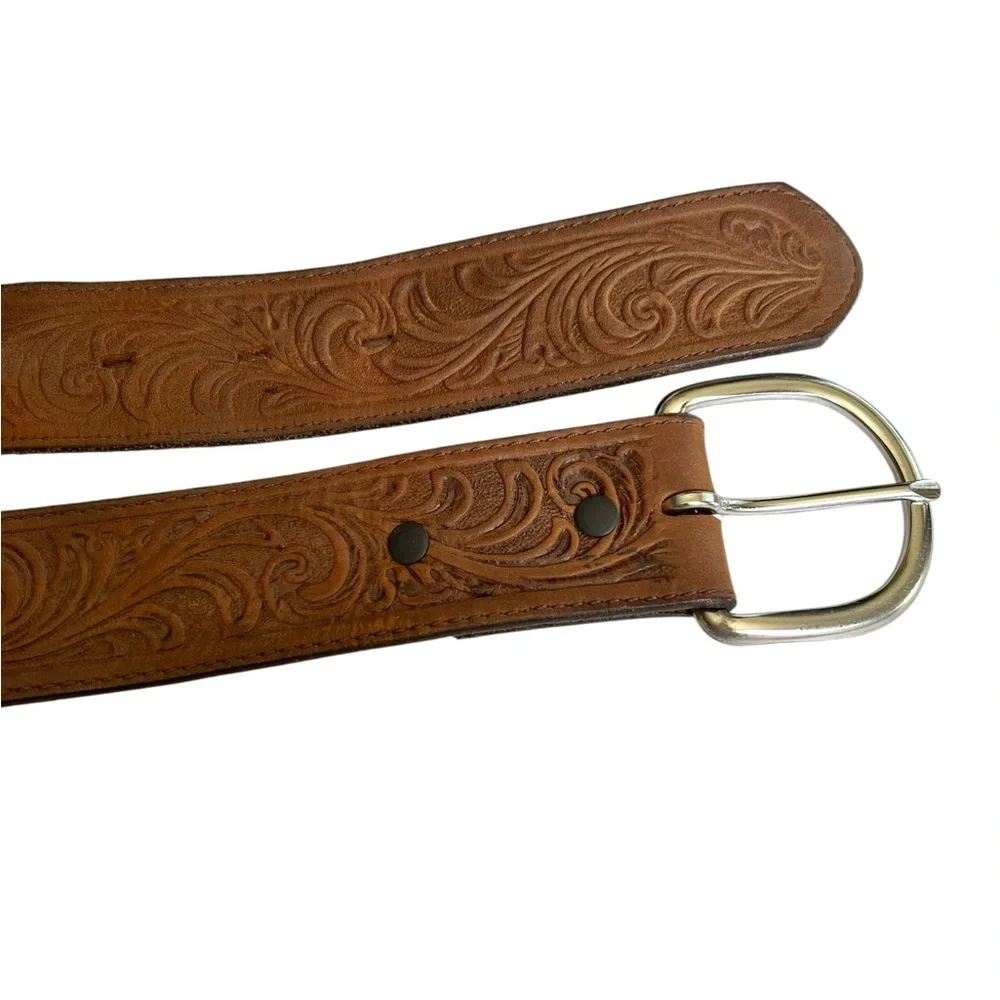Justin Boots 42” Brown Leather Tooled Western Style Belt Unisex - Picture 3 of 8